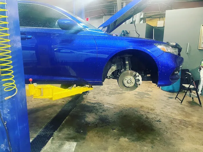 Freeman Auto Service LLC Picture 5