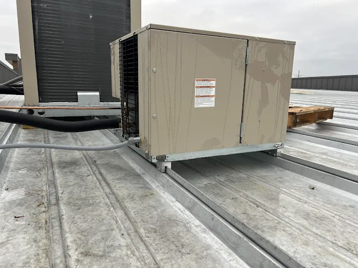 Glenn Baker's Heating & Air Conditioning Picture 4