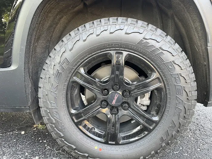 Plaza Tire Service Picture 6