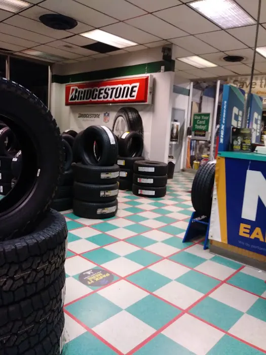 Plaza Tire Service Picture 4