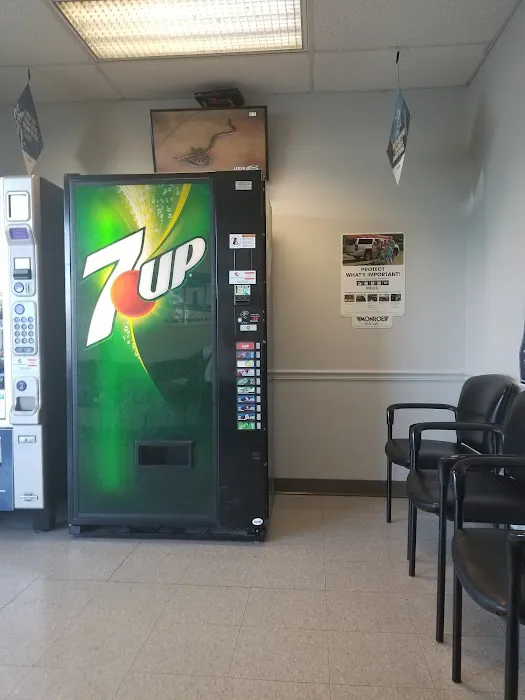 Plaza Tire Service Picture 2