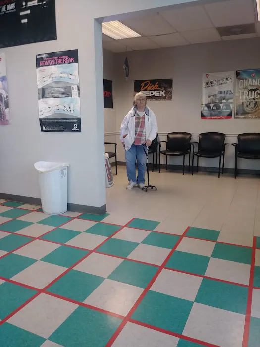 Plaza Tire Service Picture 3