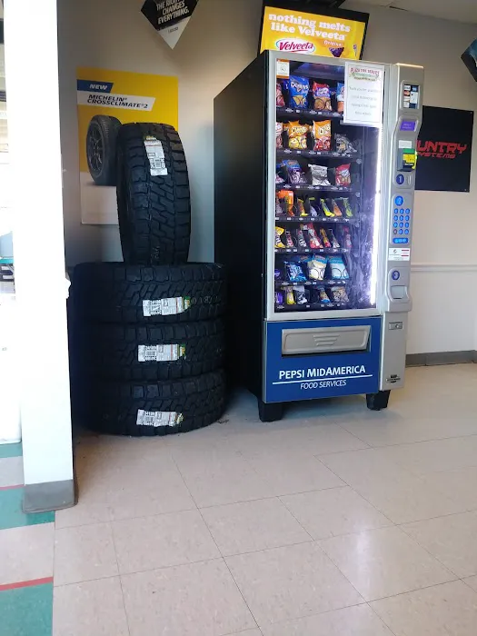 Plaza Tire Service Picture 7