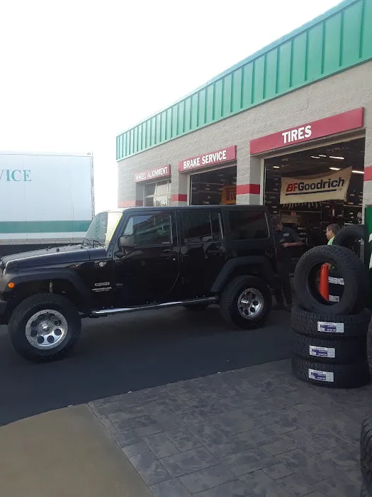 Plaza Tire Service Picture 4