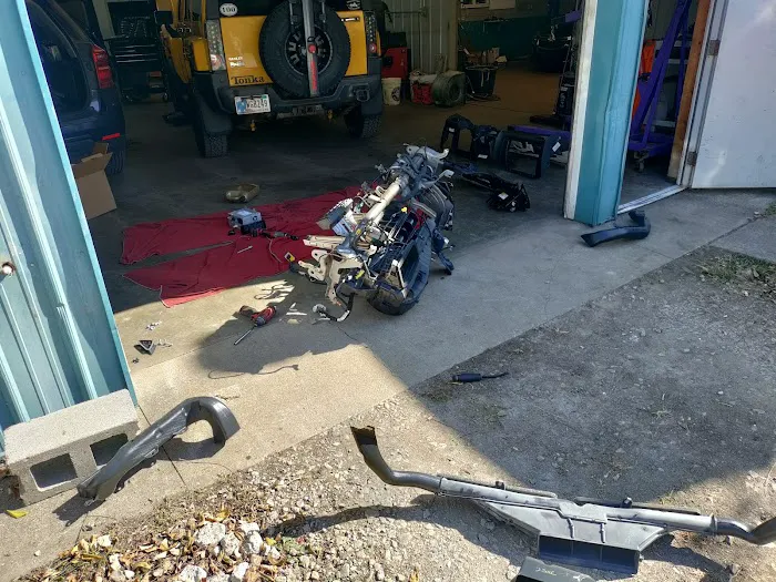 Morgan's Auto Service Picture 2