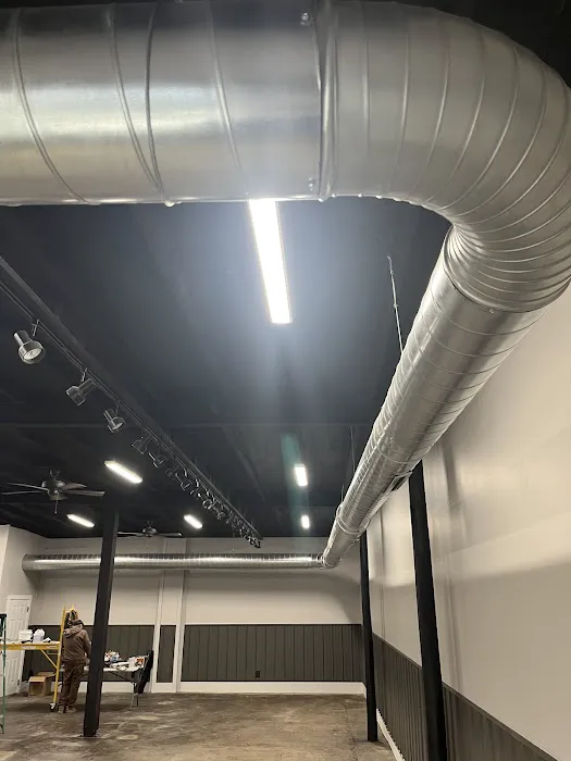 Jackson Air Picture 5