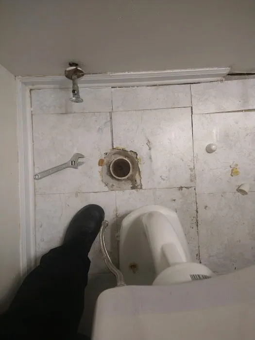 J.F. Whitlow Jr & Sons Inc. Plumbing, Heating & Cooling Picture 1