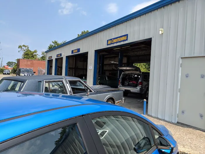 H & H Radiator & AC Repair Picture 5