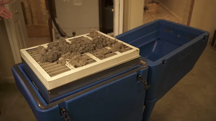 Lowe's Air Duct Cleaning Picture 6