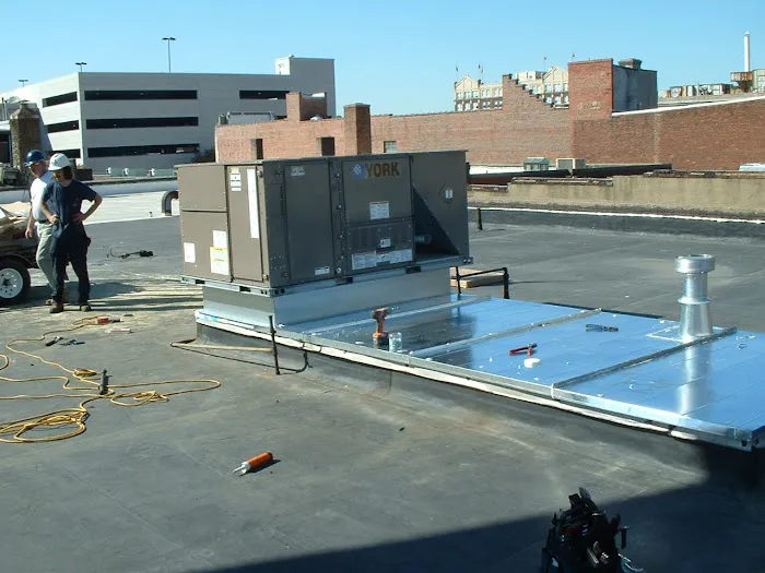 Howell's Heating & Air Conditioning Picture 9