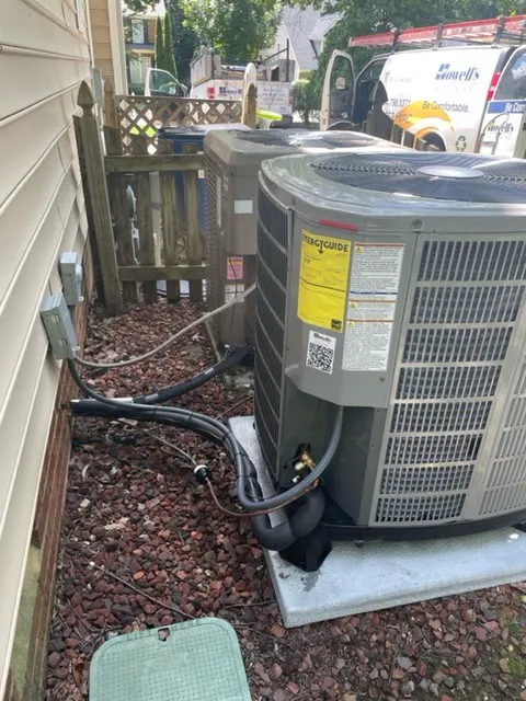 Howell's Heating & Air Conditioning Picture 2