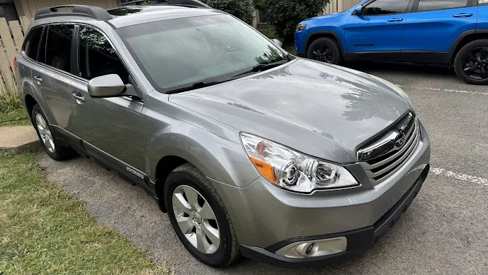 Center Service Auto Body Picture 2