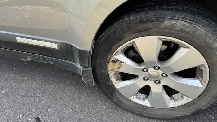 Center Service Auto Body Picture 6