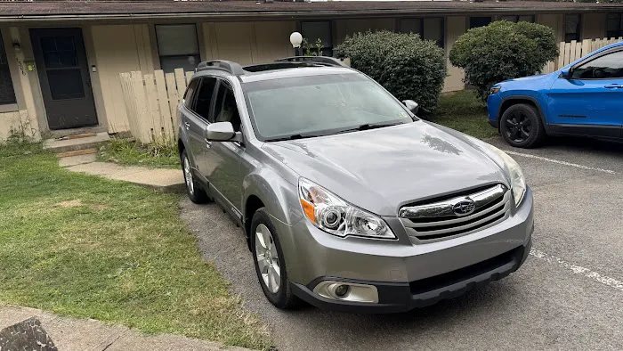 Center Service Auto Body Picture 7