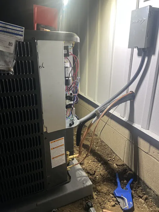 Moore's Heating and Air Conditioning Picture 5