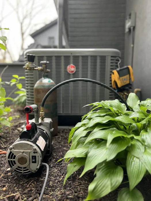 Moore's Heating and Air Conditioning Picture 8