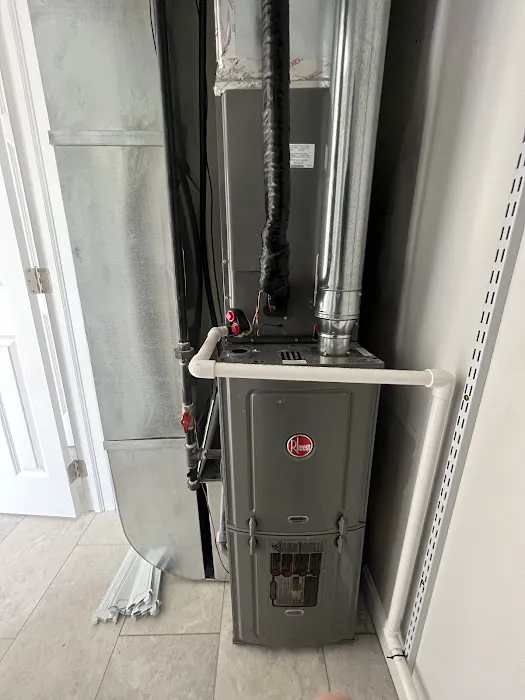 Moore's Heating and Air Conditioning Picture 3