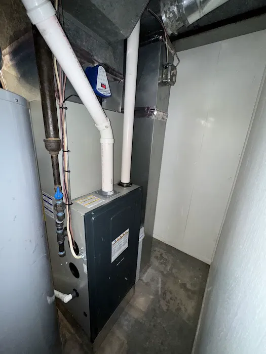 Lukes Heating and Air Conditioning Picture 3