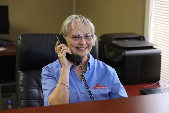 Lee's Air Conditioning Company Picture 3