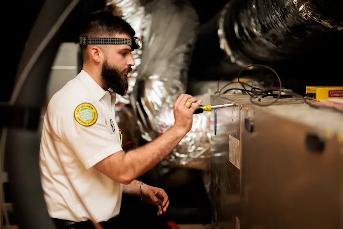 One Hour Air Conditioning and Heating Picture 5