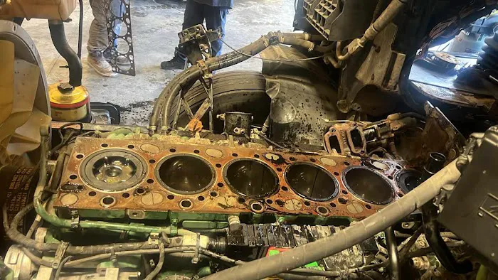 Bbn truck and trailer repair shop Picture 1