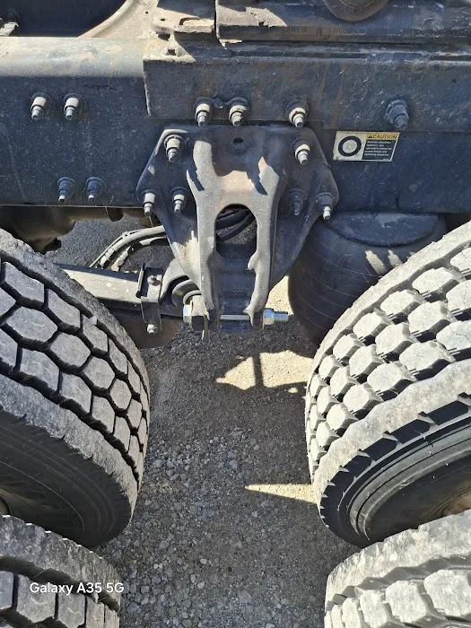 Bbn truck and trailer repair shop Picture 7