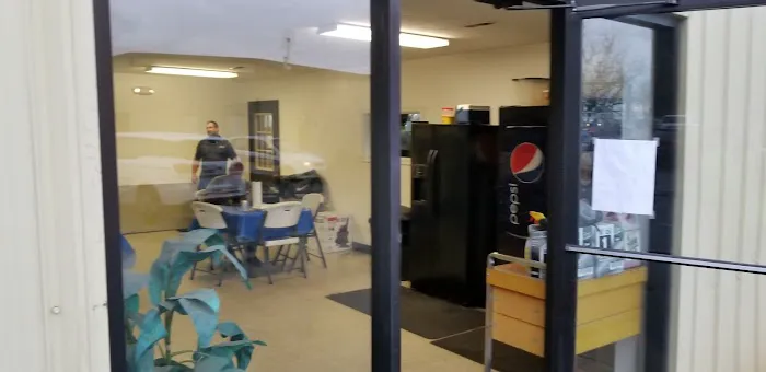 Airport Road Auto Center Tire Pros Picture 4