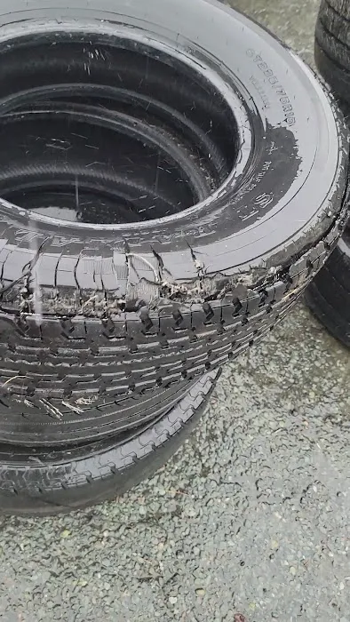 Airport Road Auto Center Tire Pros Picture 8