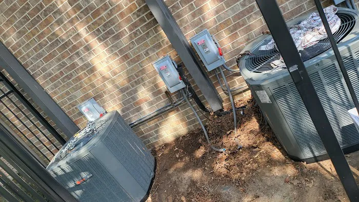 La Ac/Heating & Refrigeration repair services Picture 8