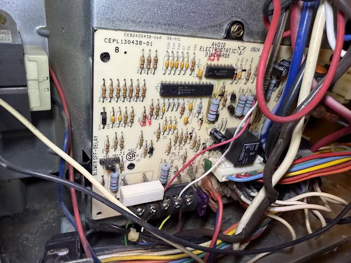 A HEAT & AIR LLC Picture 1