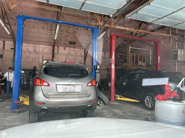 Hefner's Auto Repair Inc Picture 5