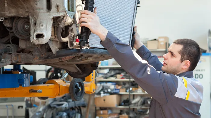 Percifield Radiator & Air Conditioning Service Picture 10