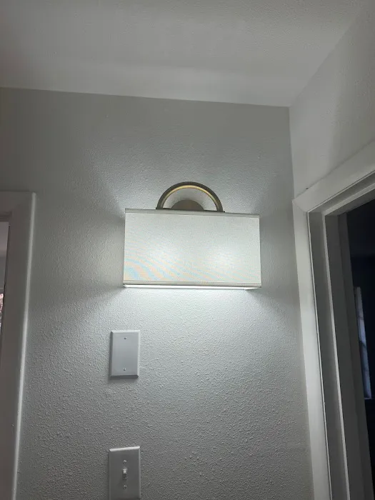 Globe Electric Picture 6