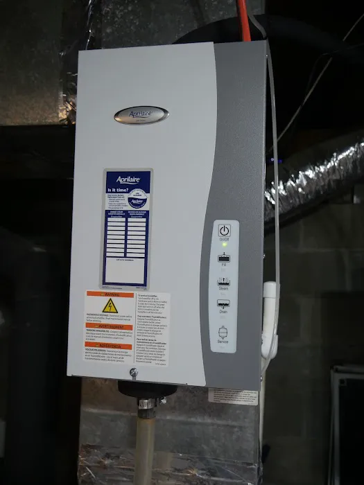 Royal Aire Picture 9