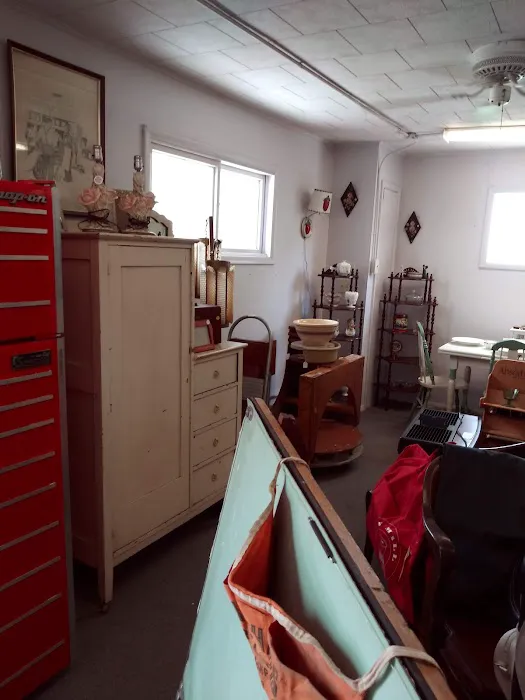 Howell's Radiator & AC Picture 2