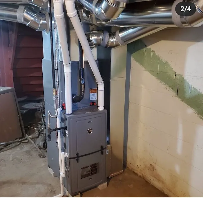 Carrion Air Picture 6