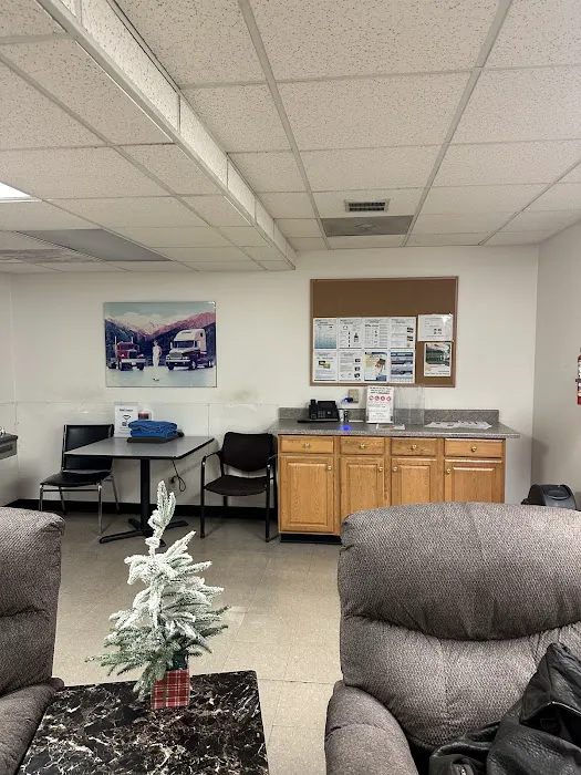 Truck Centers, Inc. - Freightliner Western Star Dealer Picture 4