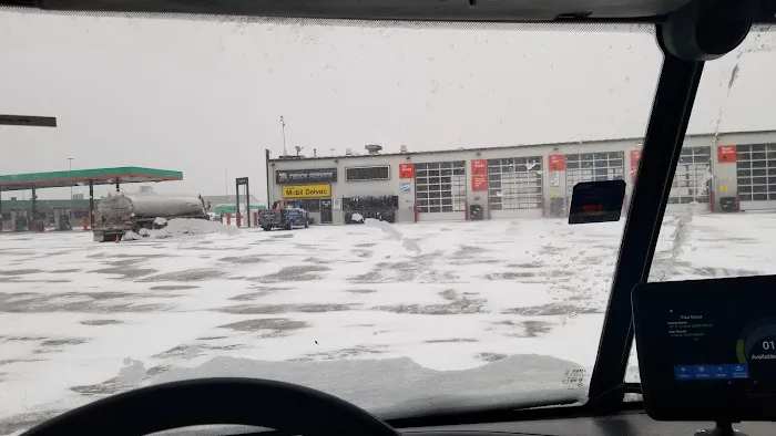 TA Truck Service Picture 1