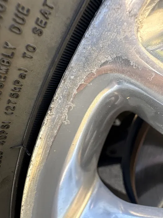 Plaza Tire Service Picture 2