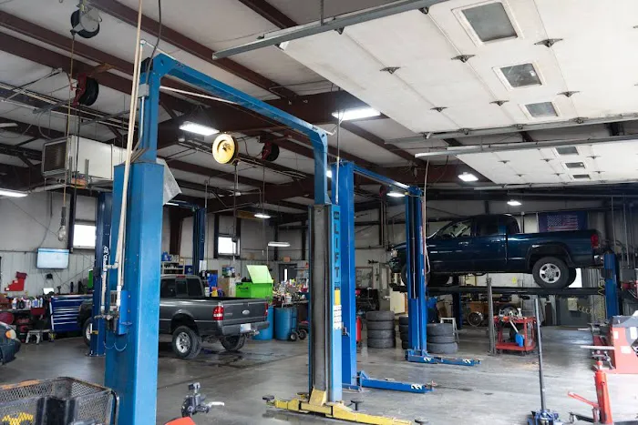 Garvin & Lidster Auto Service Picture 4