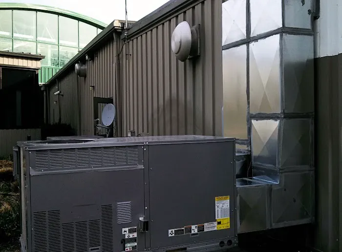 DeLong Air Inc Picture 10