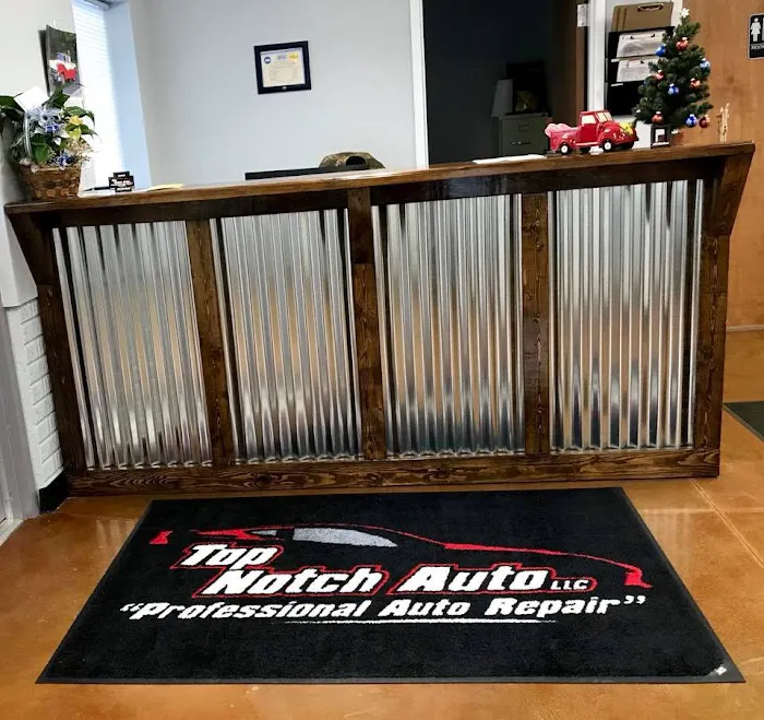 Top Notch Auto llc Picture 4
