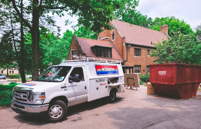 M W Robinson CO. Picture 2