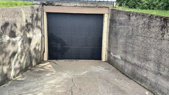 Thomas Enterprise Group Picture 7