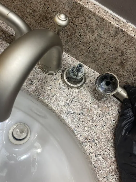 CLEANSTREAM LLC Picture 6