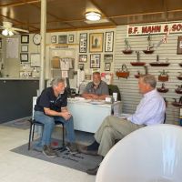 B. F. Mahn & Sons, Inc. ico