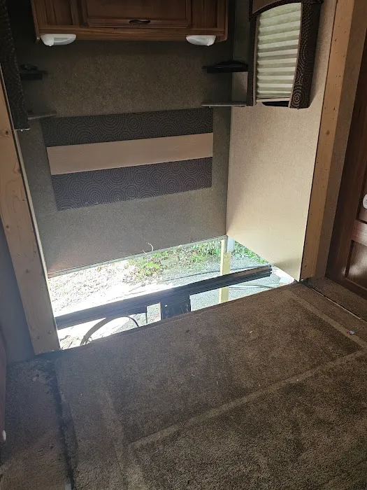 Mobile RV Repair Picture 8