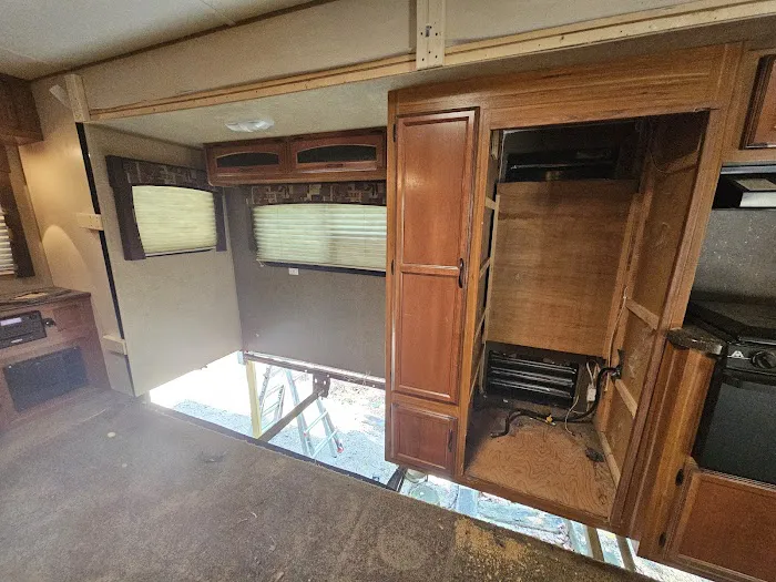 Mobile RV Repair Picture 5