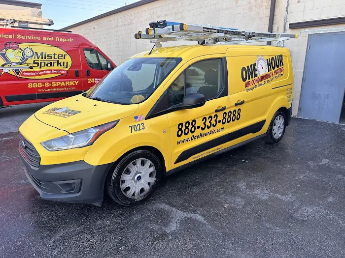 One Hour Air Conditioning & Heating Picture 2