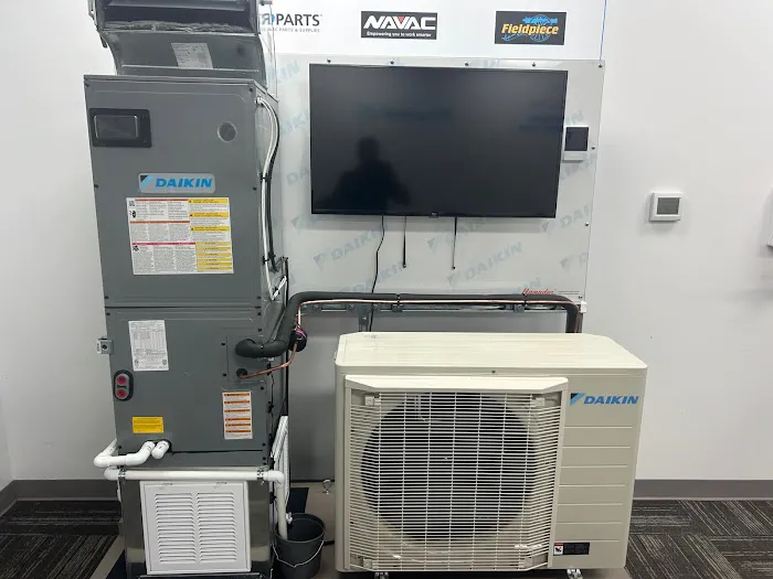 Heating & Cooling | Mafer AC Picture 3